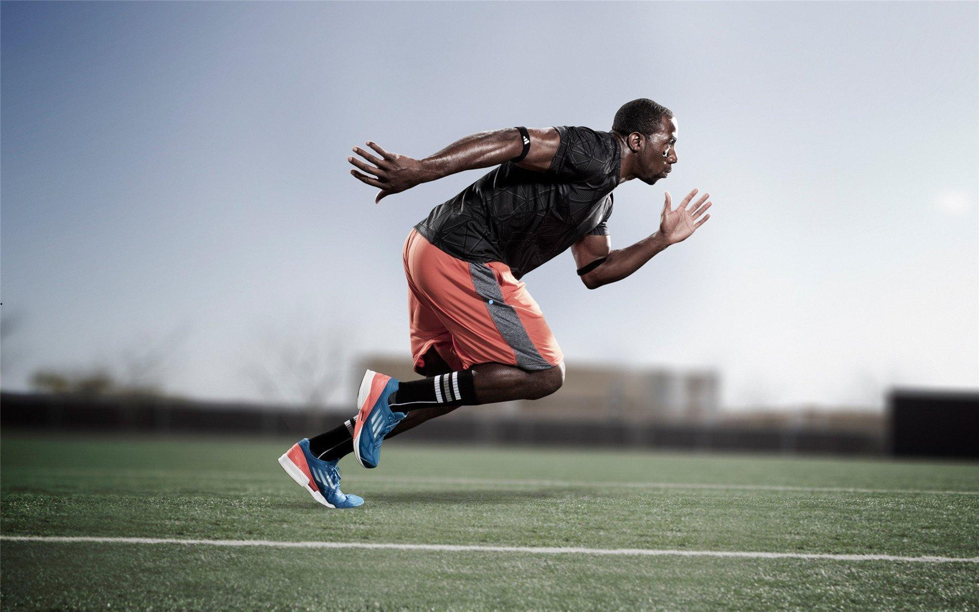 防守基石!斯波盛赞阿德巴约,他的防守在季后赛为我们赢得胜利